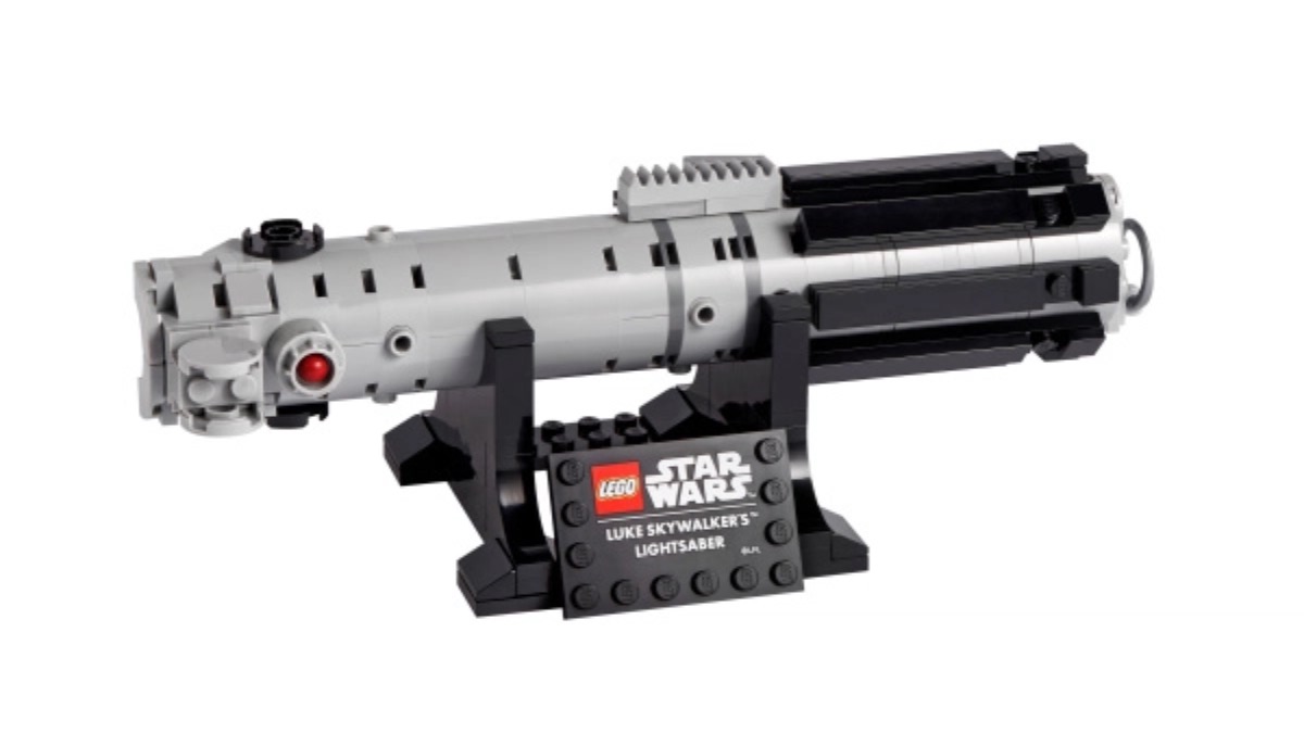 LEGO Star Wars 40483 revela el sable de luz de Luke Skywalker