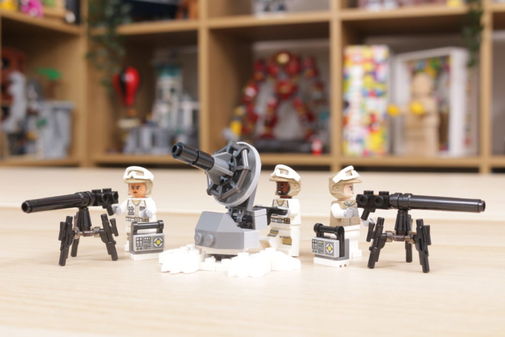 LEGO Star Wars 40557 Defence of Hoth review 1