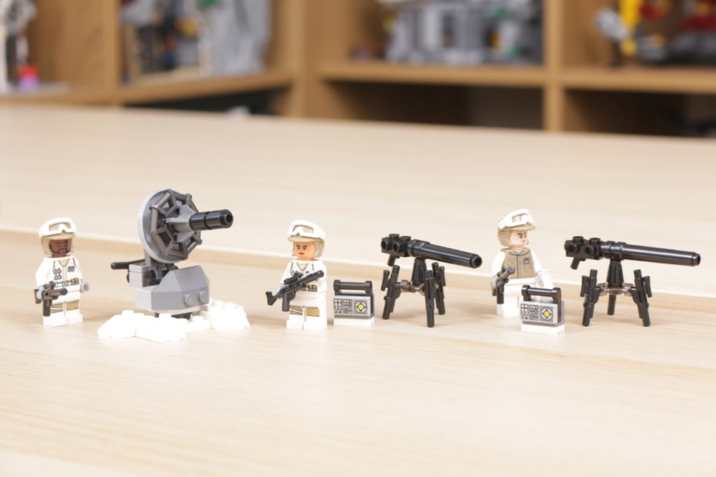LEGO Star Wars 40557 Defence of Hoth review 2 1 1024x683