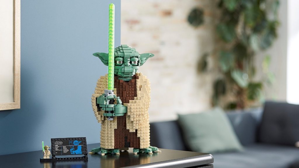 Lego Star Wars ၇၅၂၅၅ Yoda ကိုဖော်ပြခဲ့သည်