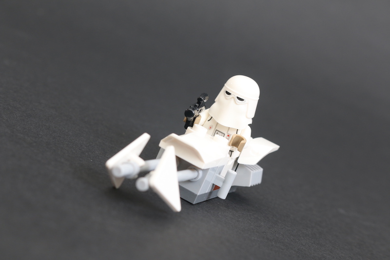 LEGO Star Wars 75268 Snowspeeder review 12