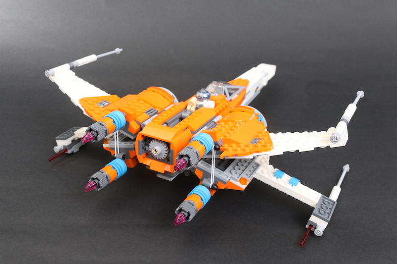 LEGO Star Wars 75273 Poe Dameron’s X wing Fighter review 33 1