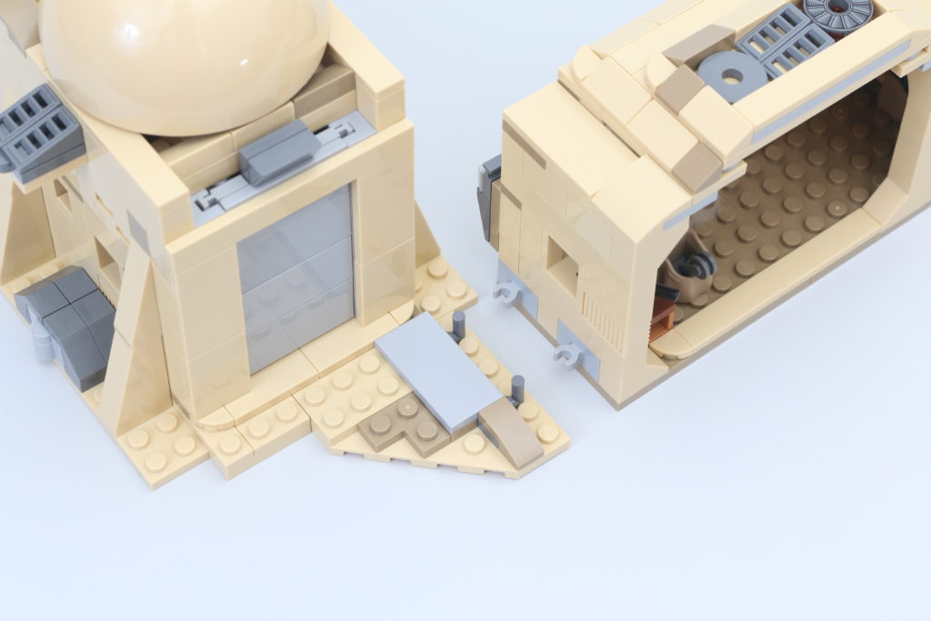 LEGO Star Wars 75290 Mos Eisley Cantina review 23