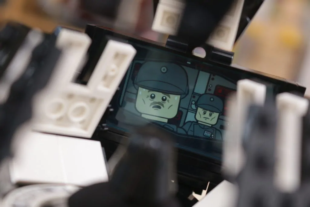 LEGO Star Wars 75296 Darth Vader Meditation Chamber review 17