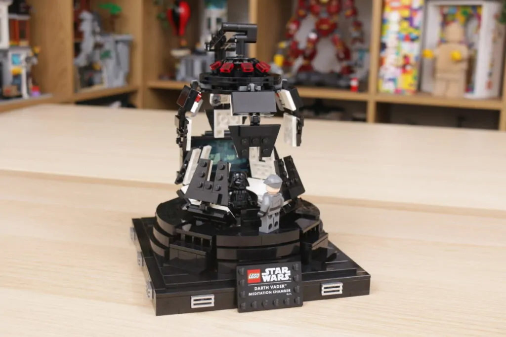 LEGO Star Wars 75296 Darth Vader Meditation Chamber review 3