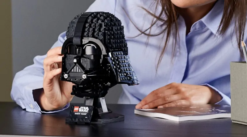 PSA: Don't buy 'misprinted' LEGO Star Wars 75304 Darth Vader Helmet boxes  from