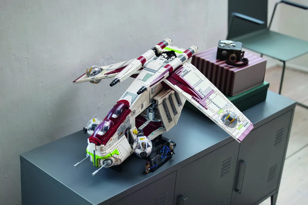 LEGO Star Wars 75309 Republic Gunship 27