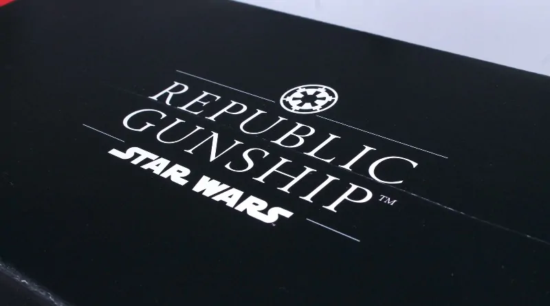 LEGO Star Wars 75309 Republic Gunship's box includes a huge