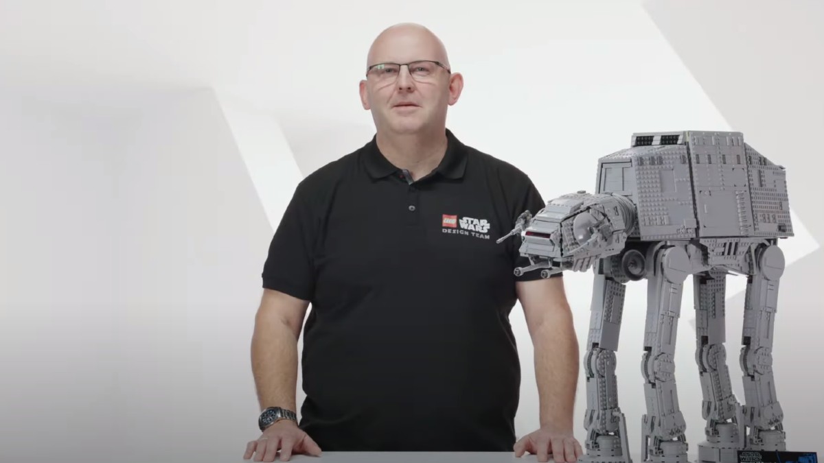LEGO Star Wars 75313 AT AT Designer Video 2 Featured