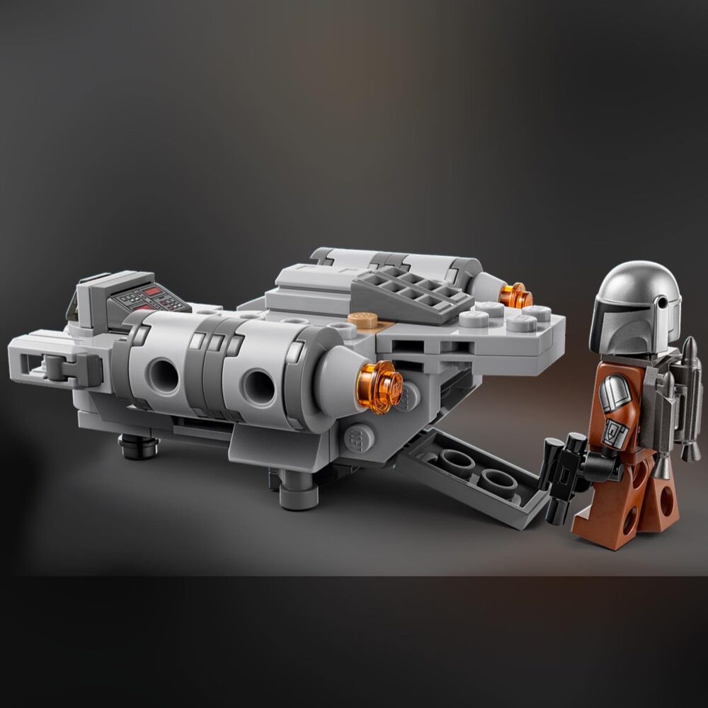 LEGO Star Wars 75321 The Razor Crest Microfighter 3