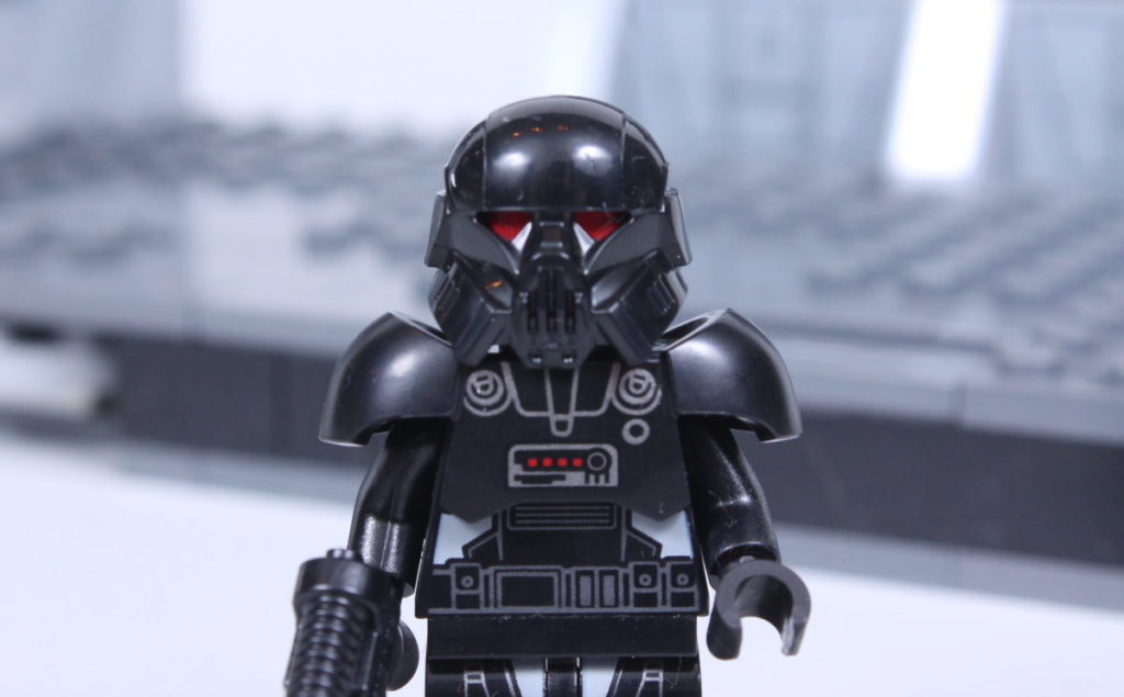 LEGO Star Wars 75324 Dark Trooper Attack review 27 1024x635