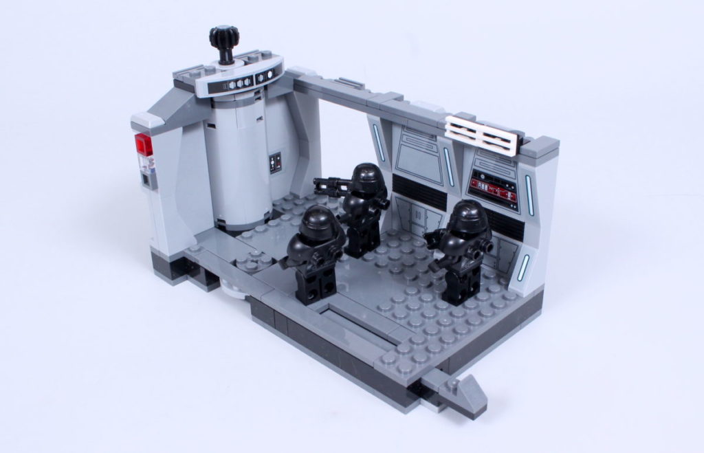 LEGO Star Wars 75324 Dark Trooper Attack review 4 1024x659
