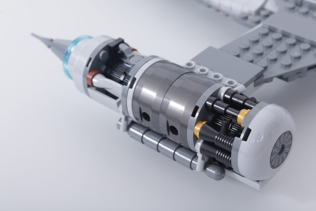LEGO Star Wars 75325 The Mandalorians N 1 Starfighter review 17.jpg 1024x683