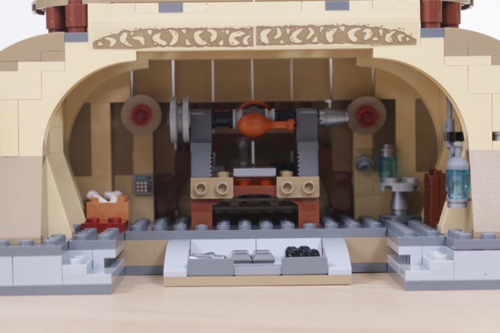 LEGO Star Wars 75326 Boba Fetts Throne Room review 6