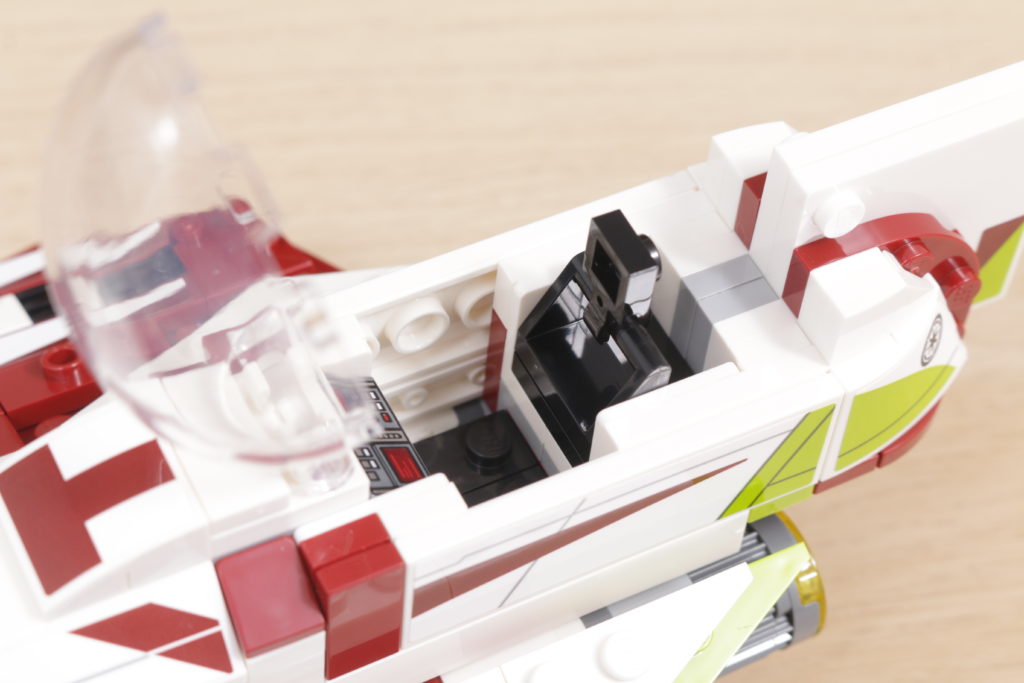 LEGO Star Wars 75333 Obi Wan Kenobis Jedi Starfighter review 17