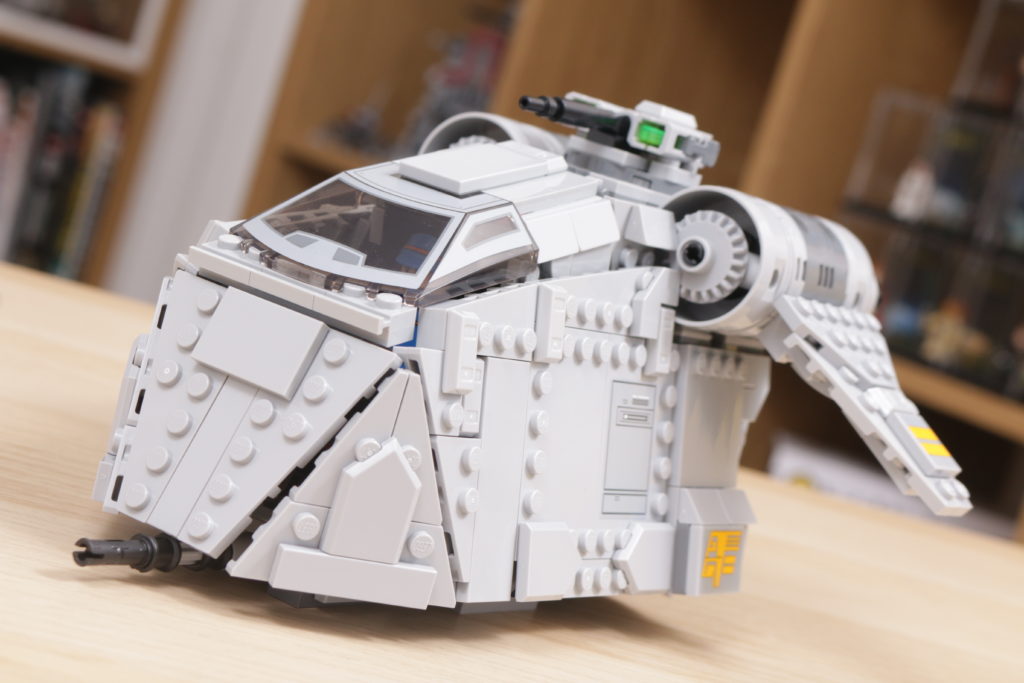 LEGO Star Wars 75338 Ambush on Ferrix review 4