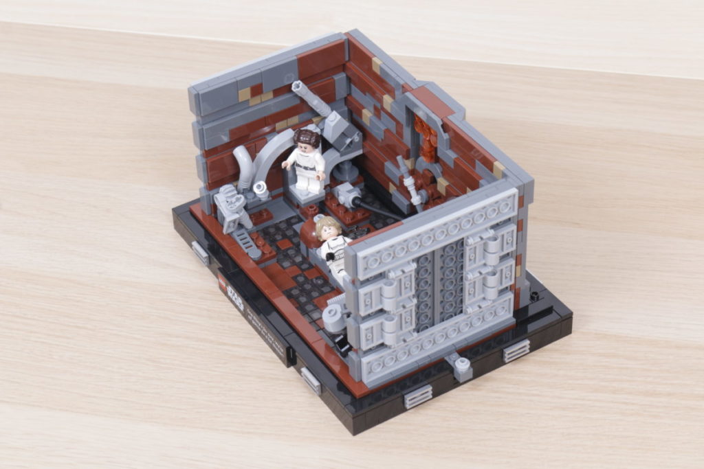 LEGO Star Wars 75339 Death Star Trash Compactor review 4