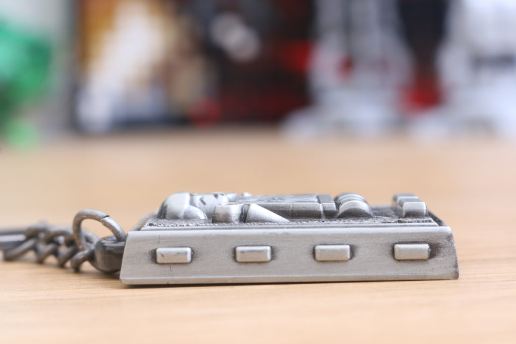 LEGO Star Wars Han Solo in Carbonite metal keychain gift with purchase VIP reward review 10