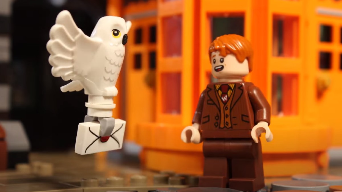 LEGO Hedwig persists to deliver in Harry Potter stopmotion