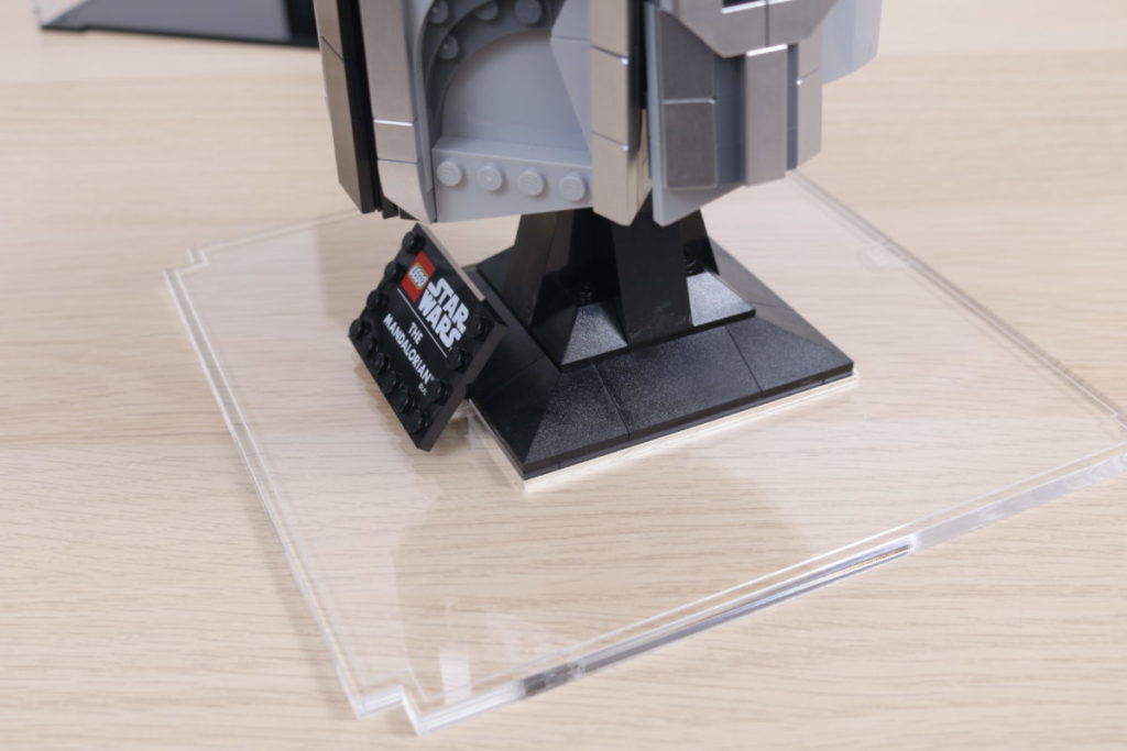 LEGO Star Wars Mandalorian Stormtrooper Scout Trooper Luke Skywalker Red Five Darth Vader Boba Fett Helmet Wicked Brick Display Case review 14 1024x683