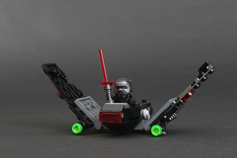 LEGO Star Wars Microfighters 75263 Resistance Y wing 75264 Kylo Ren’s Shuttle and 75265 T 16 Skyhopper vs Bantha review 14