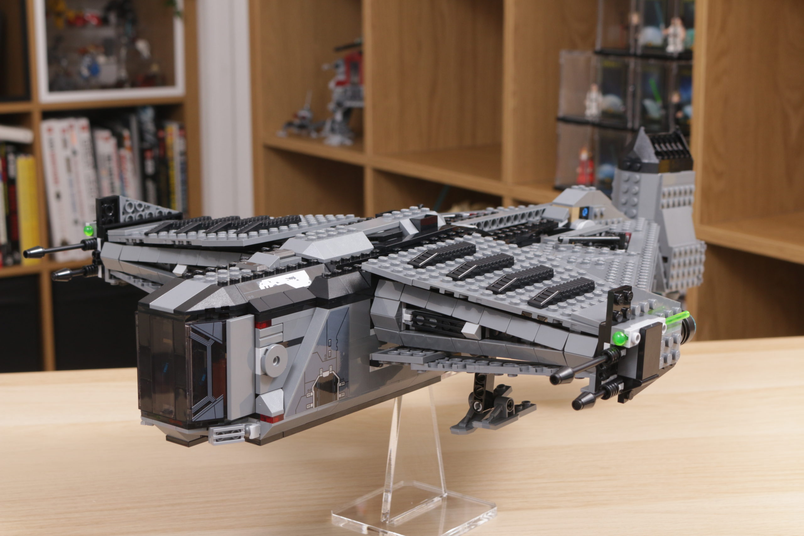 LEGO Star Wars 75323 Le Justifier pas cher - Lego - Achat moins cher