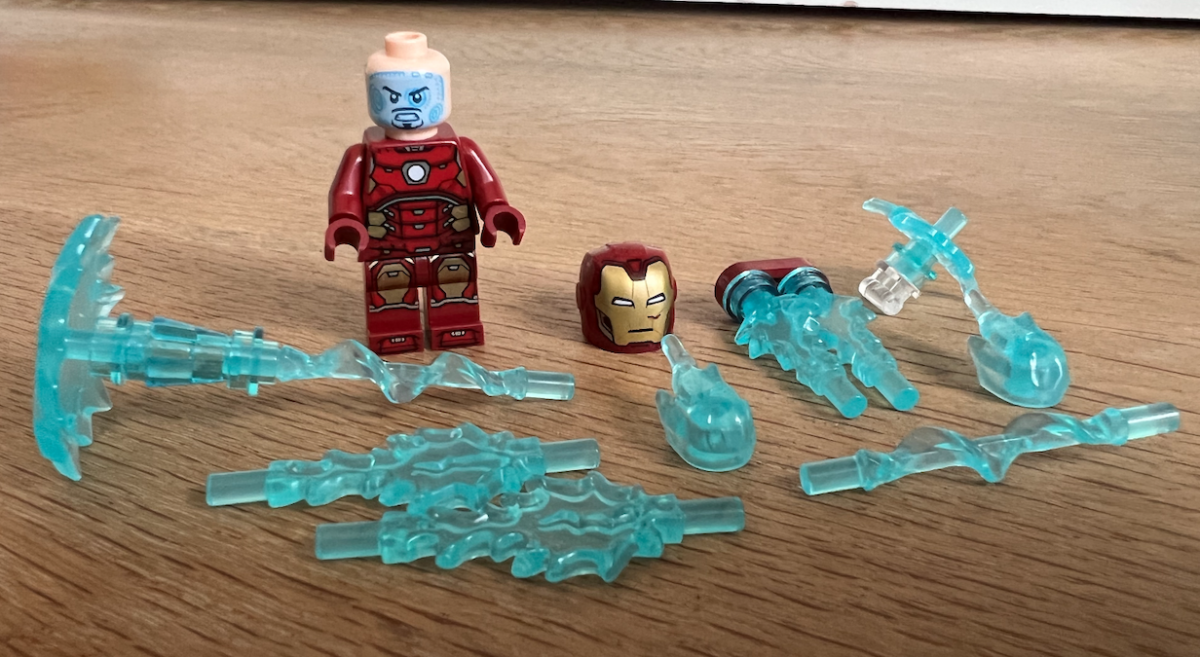 Minifigure di Iron Man in omaggio con la rivista LEGO Super Hero Legends