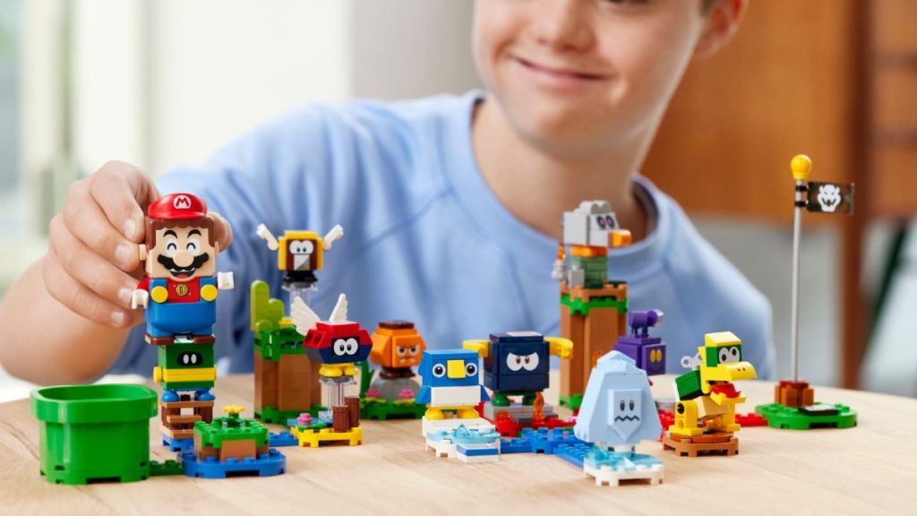 LEGO Super Mario 71402 Character Packs Series 4 lifestyle featured 1