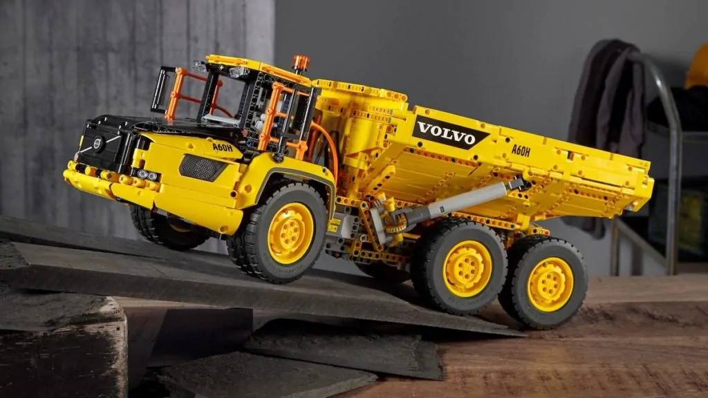 LEGO Technic 42114 6x6 Volvo Articulated Hauler