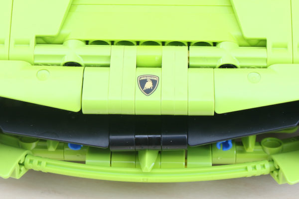 42115 Lamborghini Si??n FKP 37 �?? five things we didn�??t mention