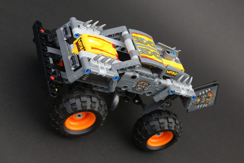 LEGO Technic 42119 Monster Jam Max D review 13