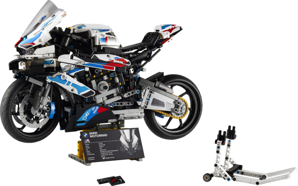 LEGO Technic 42130 BMW M 1000 RR 3