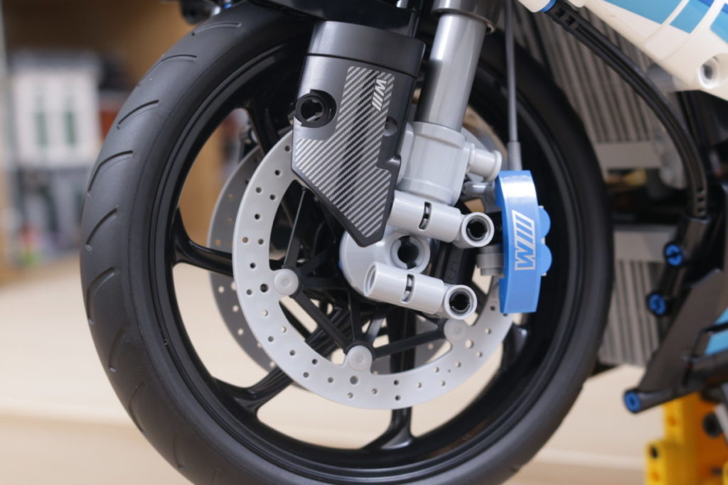 LEGO Technic 42130 BMW M 1000 RR review 17 1024x683