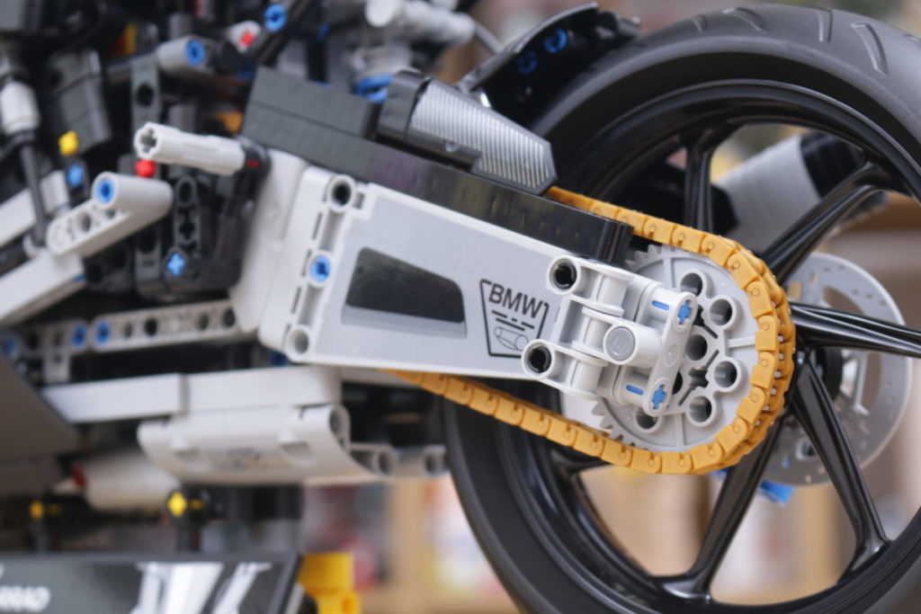 LEGO Technic 42130 BMW M 1000 RR review 19 1024x683