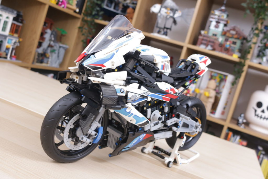 LEGO Technic 42130 BMW M 1000 RR review 29 1024x683