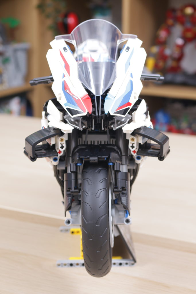 lego minifigures beekeeper