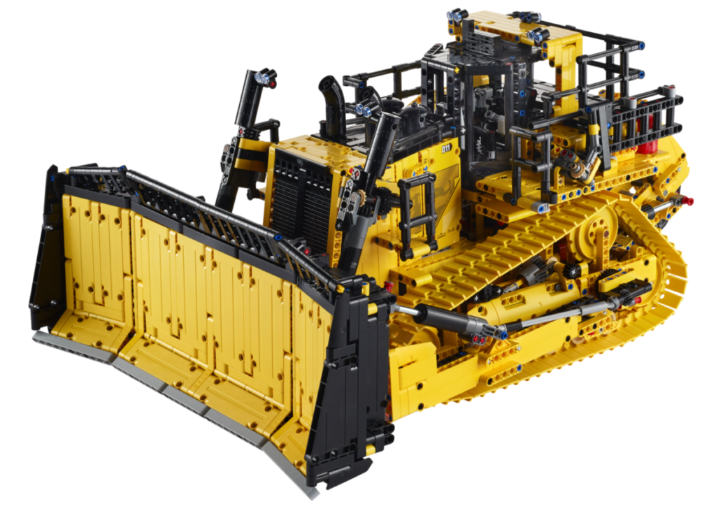 LEGO Technic 42131 CAT D11T Bulldozer contents