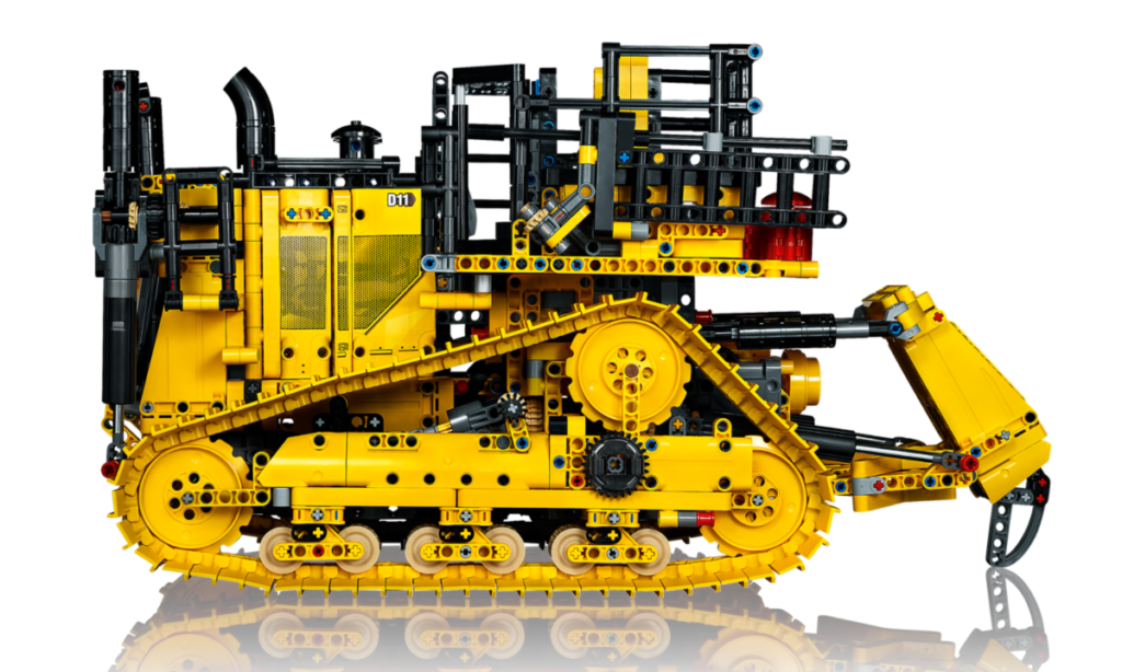 LEGO-Technic-42131-CAT-D11T-Bulldozer-si