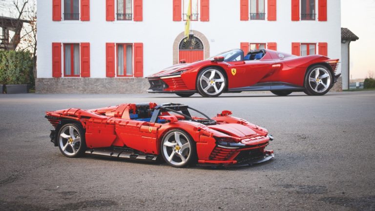 une-nouvelle-supercar-lego-technic-l-chelle-1-8-serait-pr-vue-pour-2026