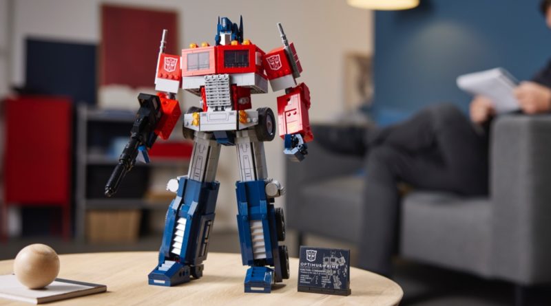 გამორჩეულია LEGO Transformers 10302 Optimus Prime