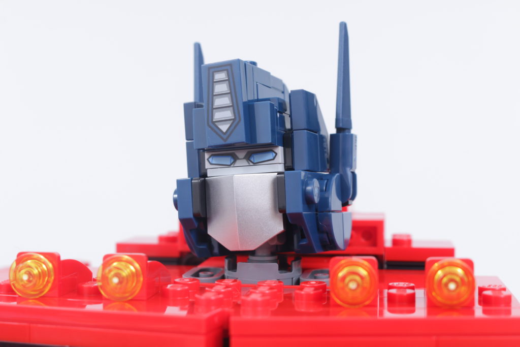 LEGO Transformers 10302 Optimus Prime review 13