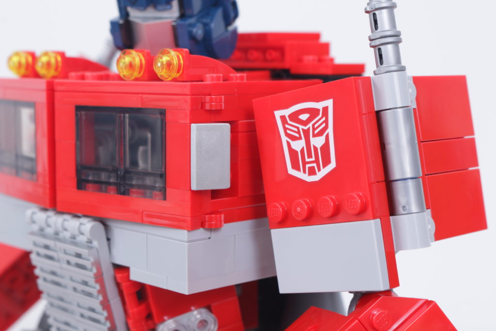 LEGO Transformers 10302 Optimus Prime review 18