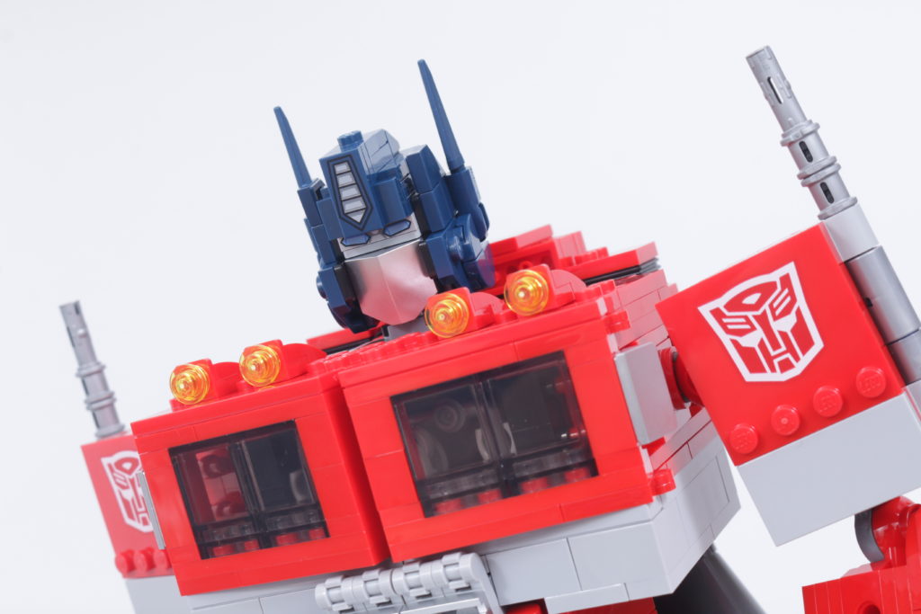 LEGO Transformers 10302 Optimus Prime review 30