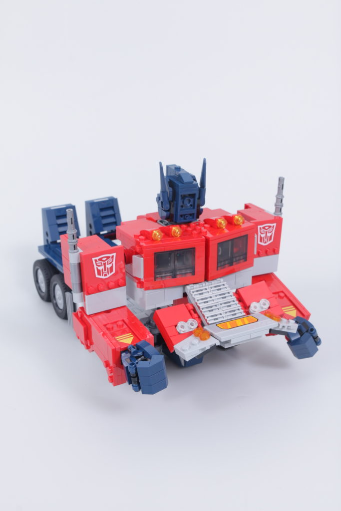 LEGO Transformers 10302 Optimus Prime review 35