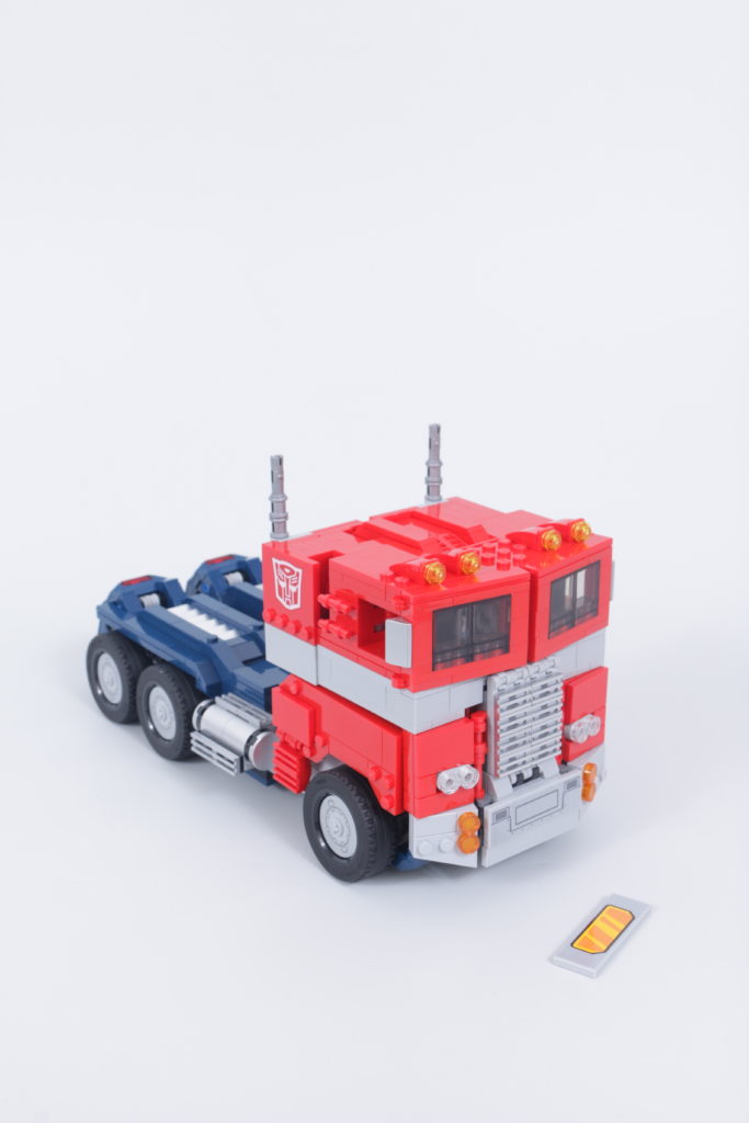 LEGO Transformers 10302 Optimus Prime review 39