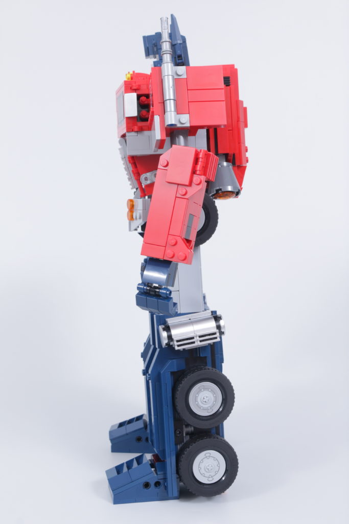 LEGO Transformers 10302 Optimus Prime review 4