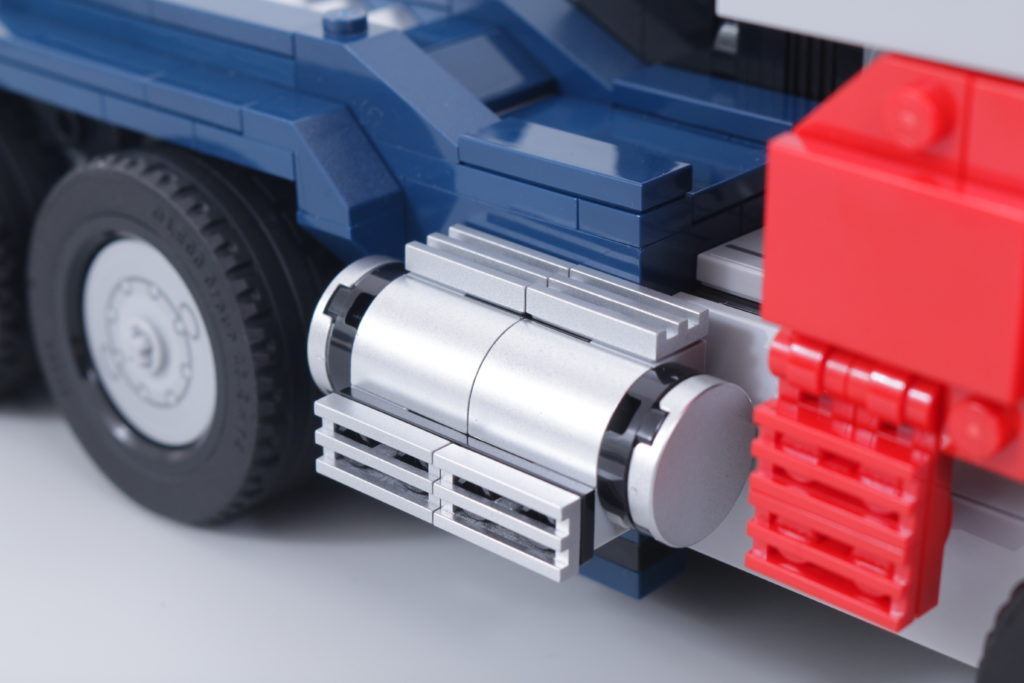 LEGO Transformers 10302 Optimus Prime review 46