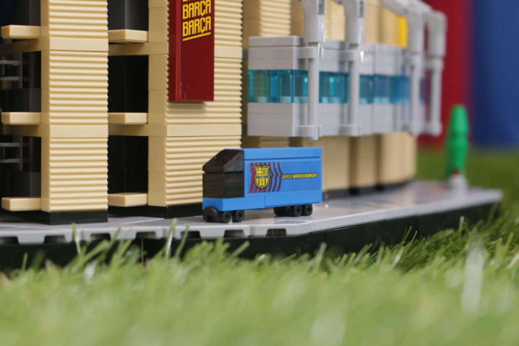 LEGO for Adults 10284 Camp Nou &ndash; FC Barcelona review 36 1024x683