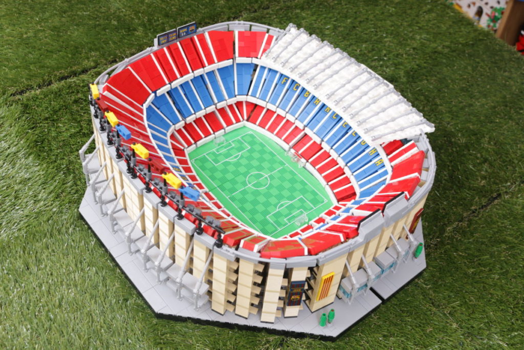LEGO for Adults 10284 Camp Nou &ndash; FC Barcelona review 4 1024x683