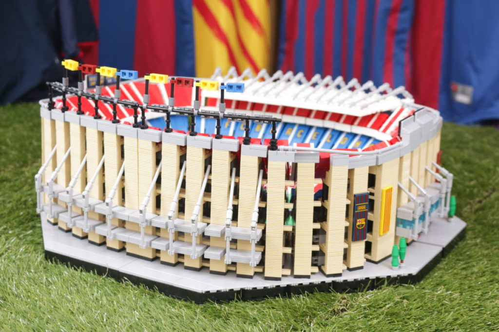 LEGO for Adults 10284 Camp Nou – FC Barcelona review 47